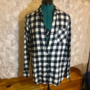 Old Navy Black and White Checkered Cardigan